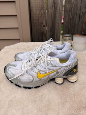 Vintage Y2K Nike Shox Running Shoes Women's Size 9